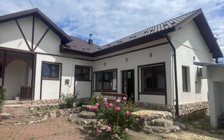 Între dealuri, viță de vie și liniște deplină! Vanzare casa in Prahova - Poză 4