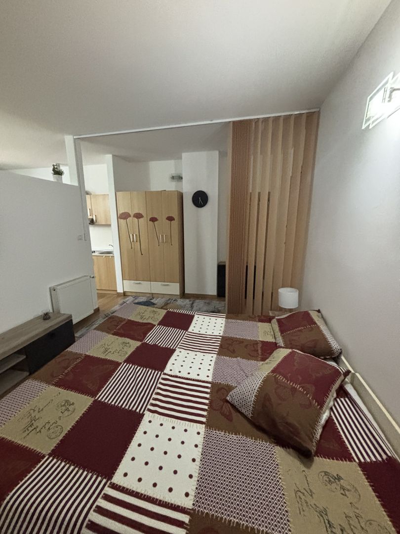 Apartament 1 cameră generos zona Complex - Poză 3