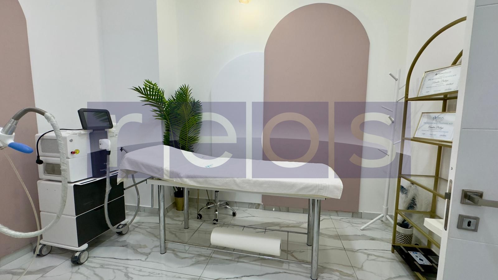 INCHIRIERE SALON INFRUMUSETARE | PIATA VICTORIEI - Poză 4