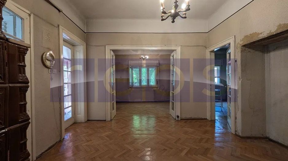 DE VANZARE APARTAMENT IN VILA – DOROBANTI – PARTER – IMOBIL P+1+M - Poză 1