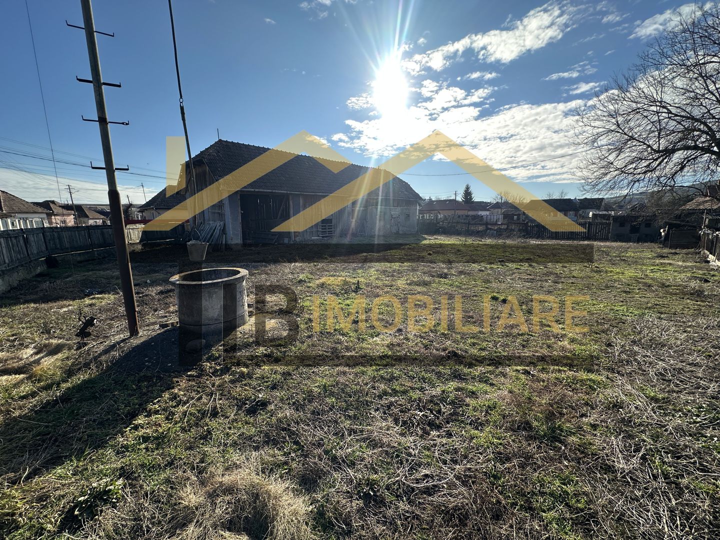 Casa de vanzare 4 camere, 2240mp teren, Zona Raciu - Poză 2