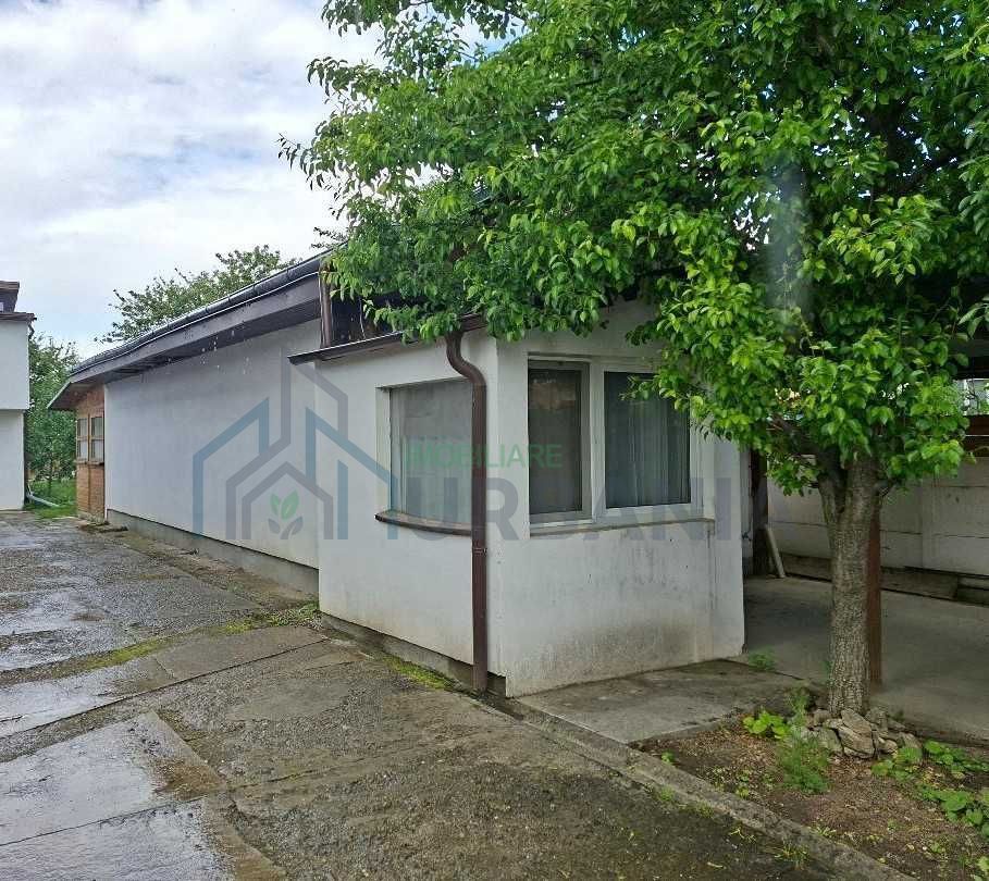 Casă de vânzare în Iași, Voinesti – 57 mp, teren 300 mp - Poză 1