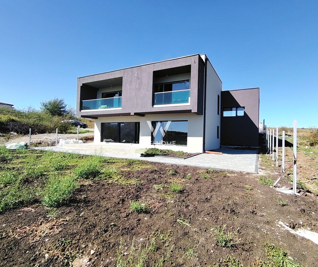 Casa mare cu garaj si teren 790 mp - Casa NOUA - Poză 5