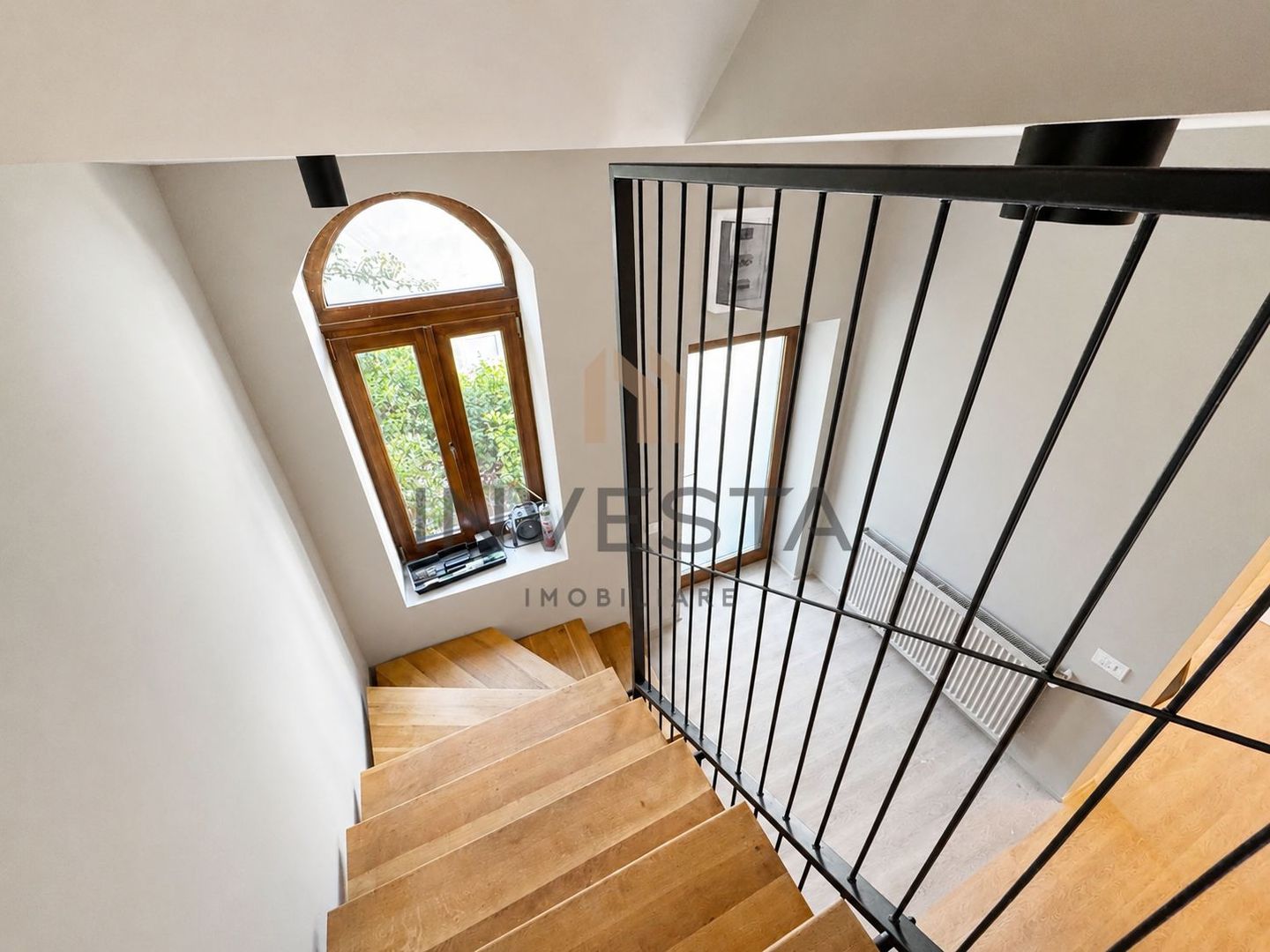 Casa de inchiriat 114 mp pentru locuit sau sediu firma, zona Centrala! - Poză 12