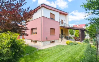 Casa spatioasa. Pretabil si pt. clinica, invatamant, camin varstnici. - Poză 43