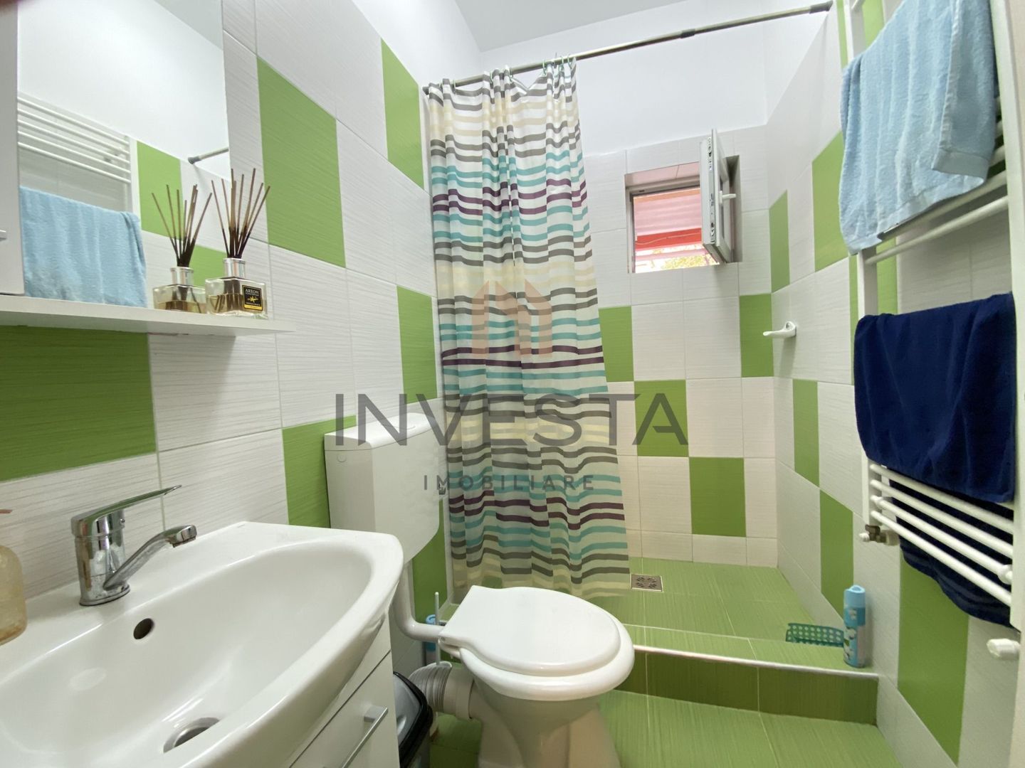 Garsoniera in casa de inchiriat cu loc de parcare, Intre Lacuri - Poză 3