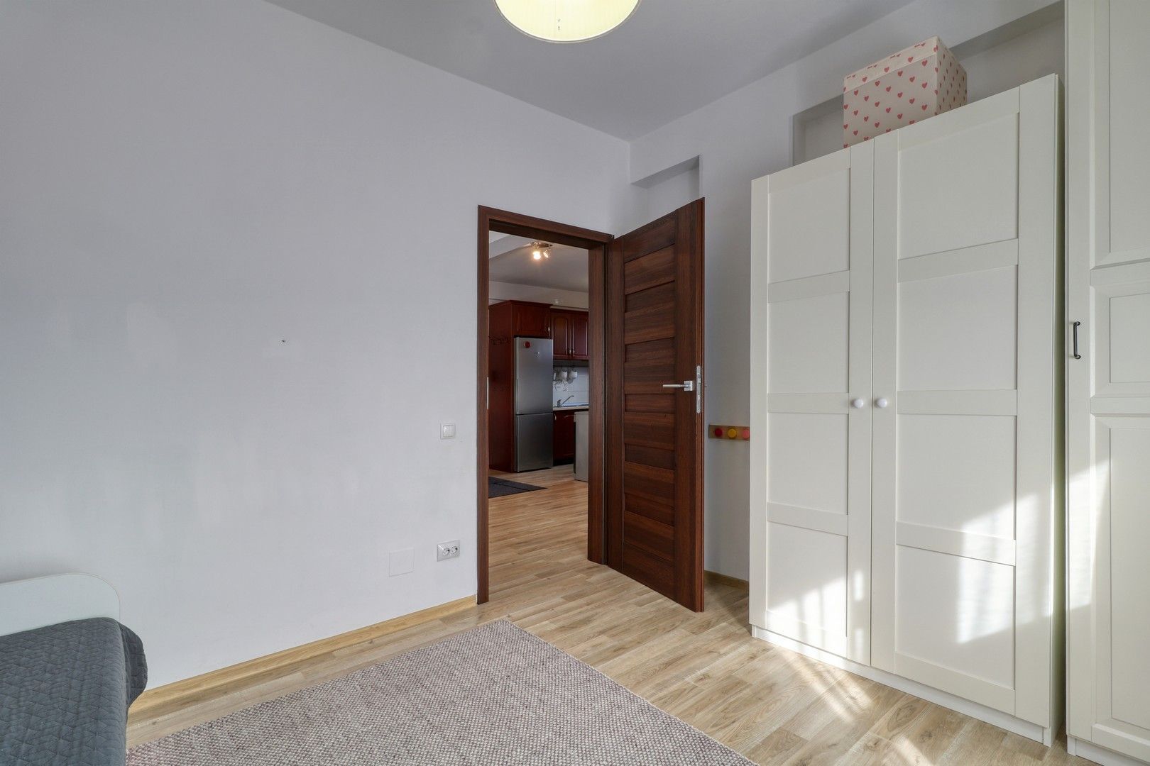 Apartament 3  camere si curte mare - Bucurestii Noi - comision 0 - Poză 7