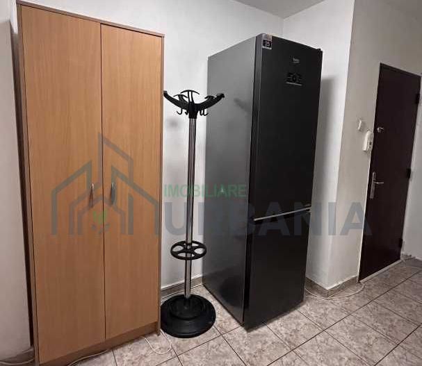 Apartament 3 camere semidecomandat, Podu Roș (Bld. Țuțora) - Vânzare - Poză 5