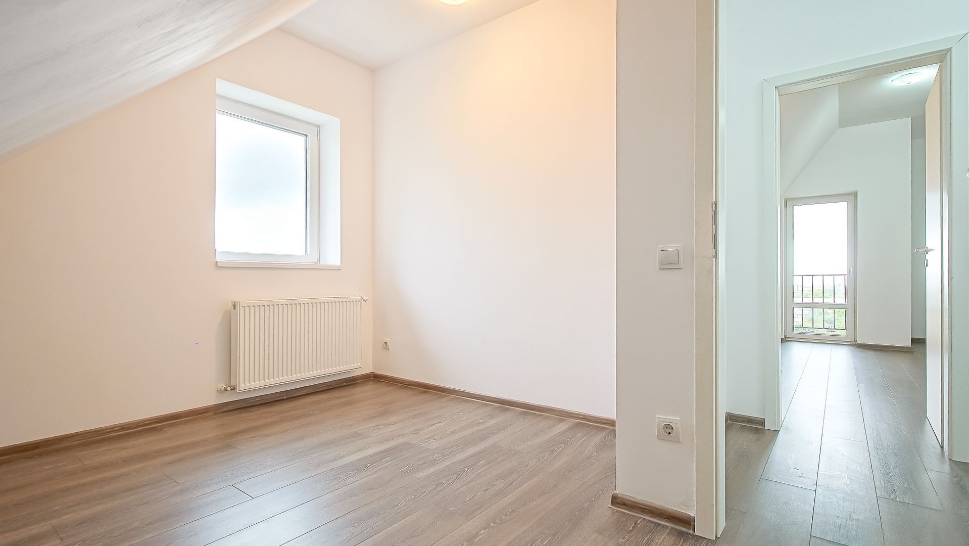 Apartament 4 camere pe două niveluri | 118 mp utili |  Râșnov - Poză 5