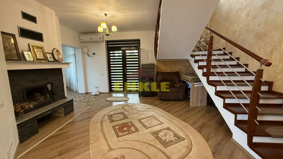 Casă modernă– ideală pentru locuință sau investitie - Poză 11