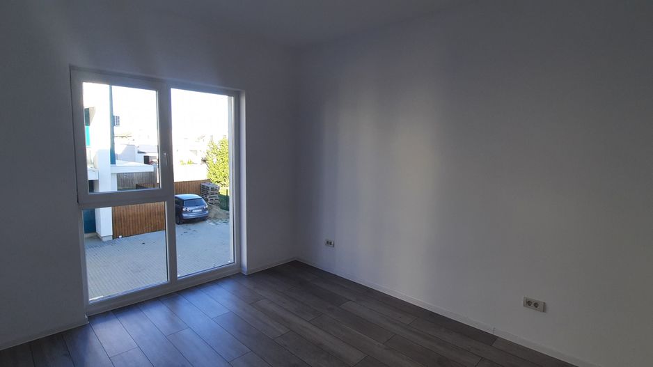 Apartament cu 3 camere. - Poză 19