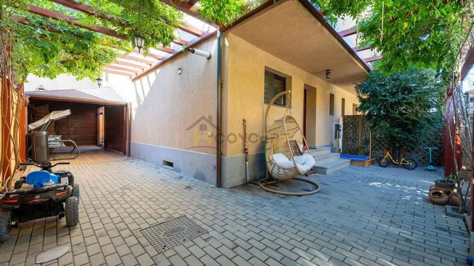 Vila Duplex cu 5 camere langa metrou Dimitrie Leonida - Poză 1