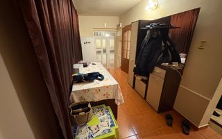 Casa cu 4 camere in zona Telegrafului - Poză 2