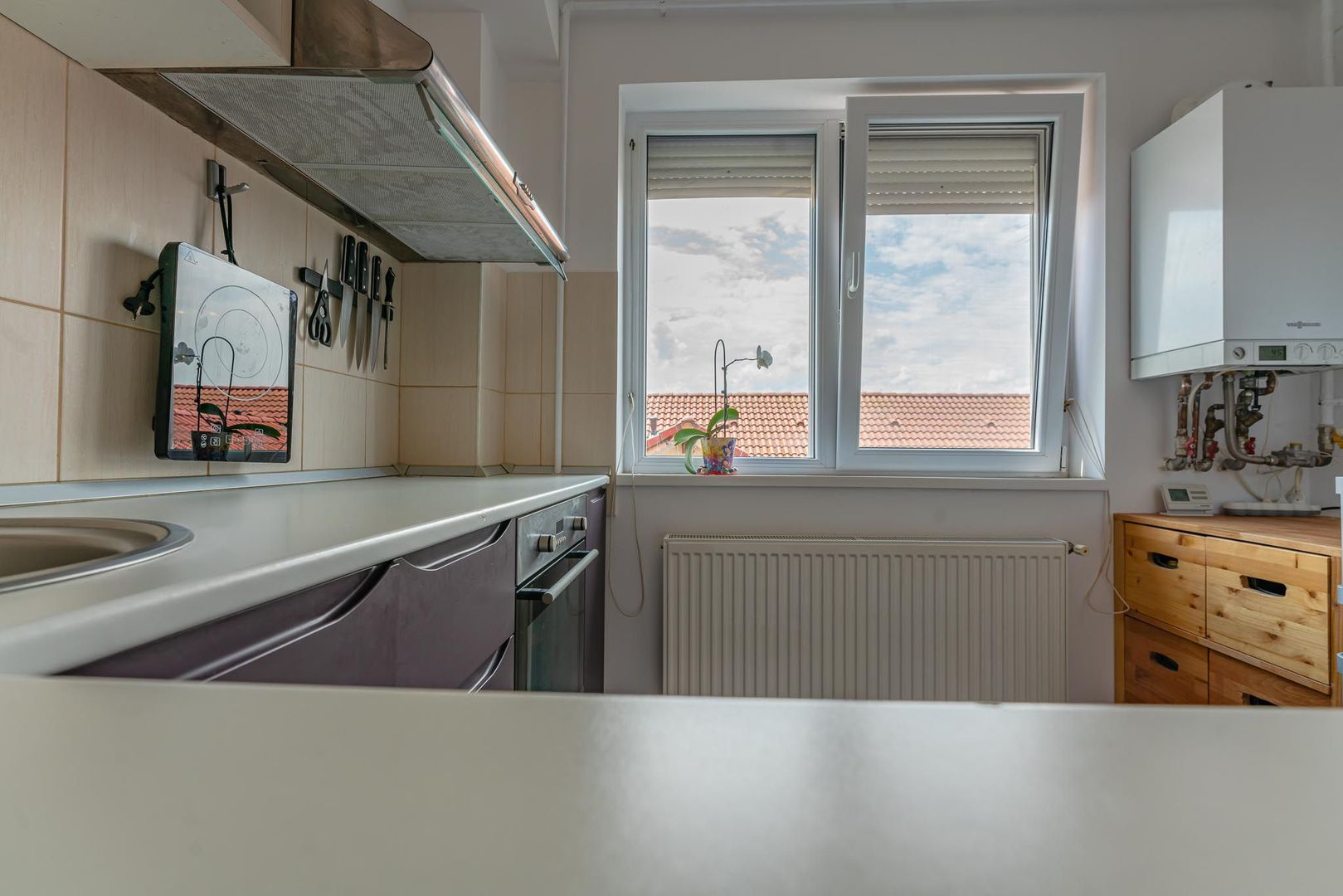 Apartament 2 camere mobilat si loc de parcare in Tractorul - Poză 5