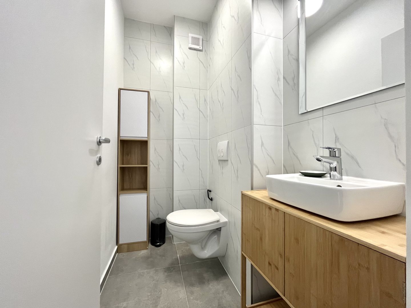 Apartament 3 camere, prima închiriere, primitor, Lipovei, lângă pădure - Poză 15