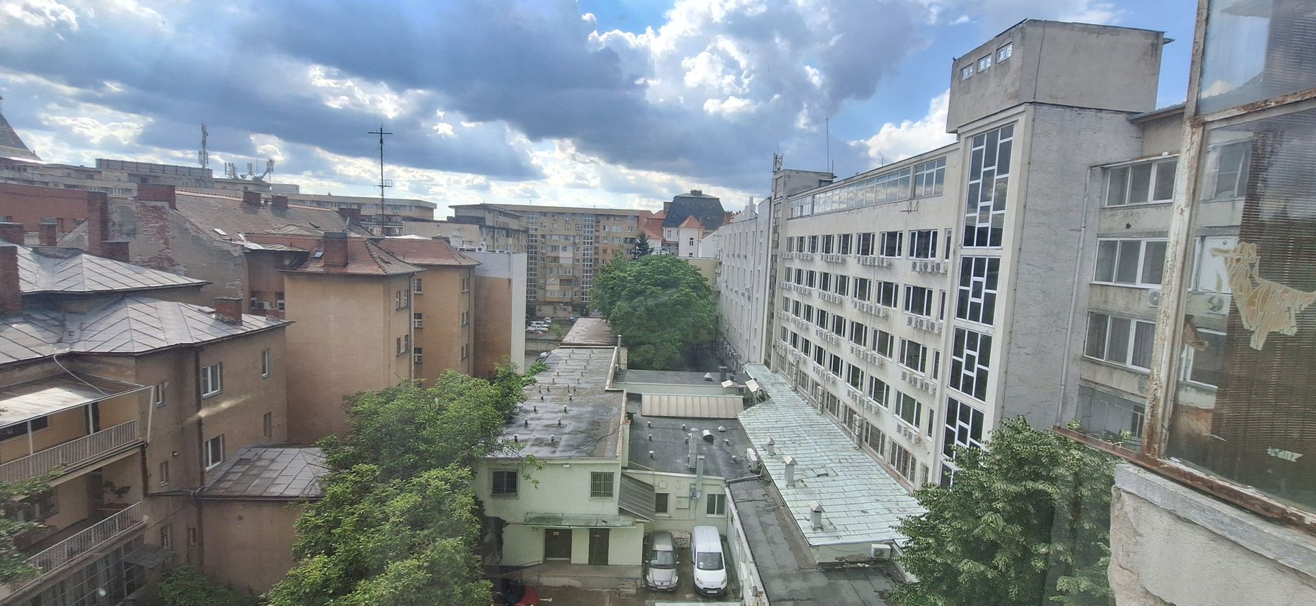 Apartament cu 2 camere - Piata Victoriei - Poză 1