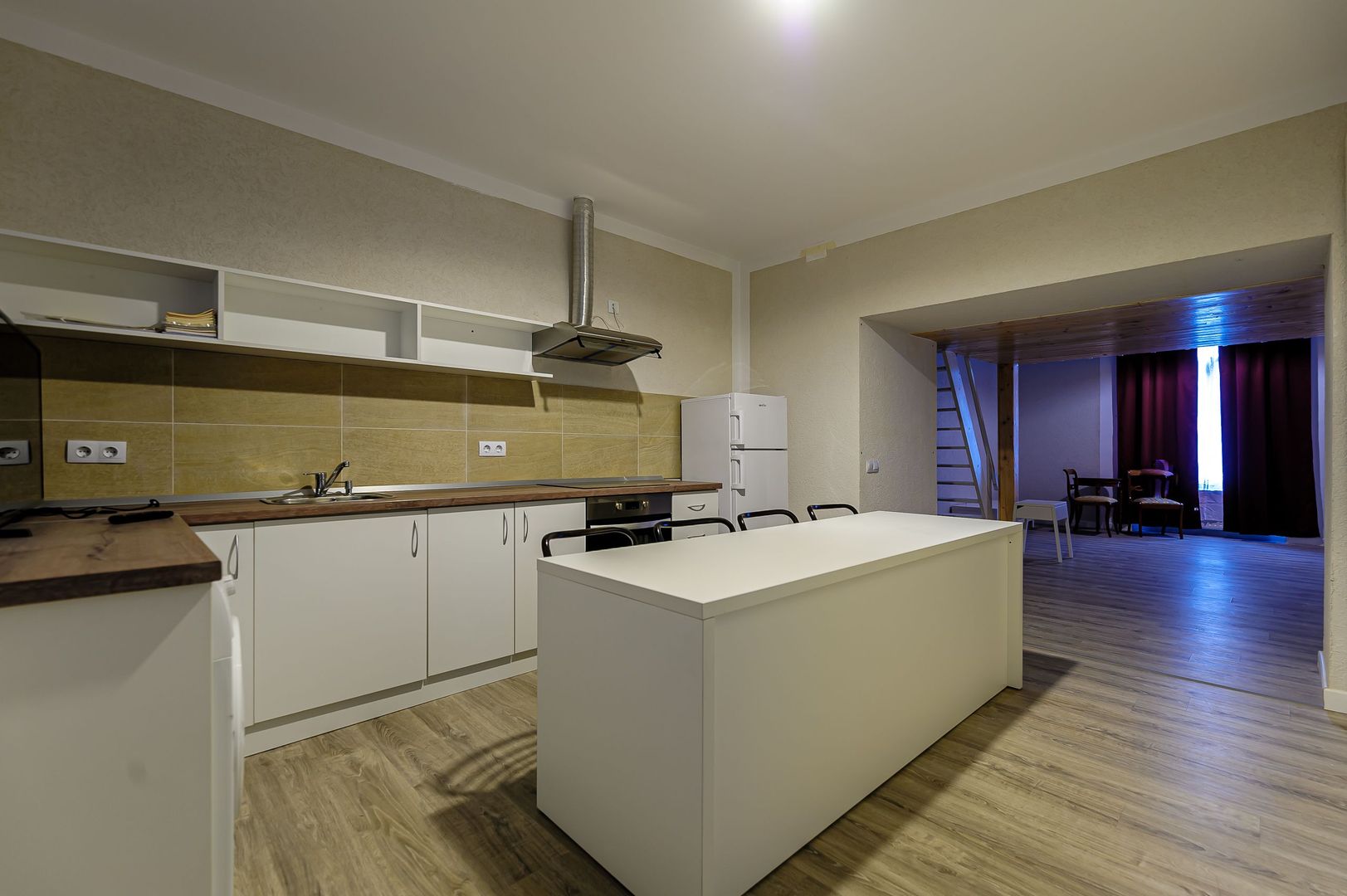 Apartament de închiriat tip loft - Poză 4