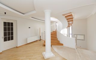 Chirie, casă, 3 nivele, strada Frumoasa, Centru - Poză 3