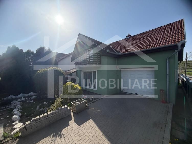 Casa cu 5 camere, 213mp, Zona Santana de Mures - Poză 2