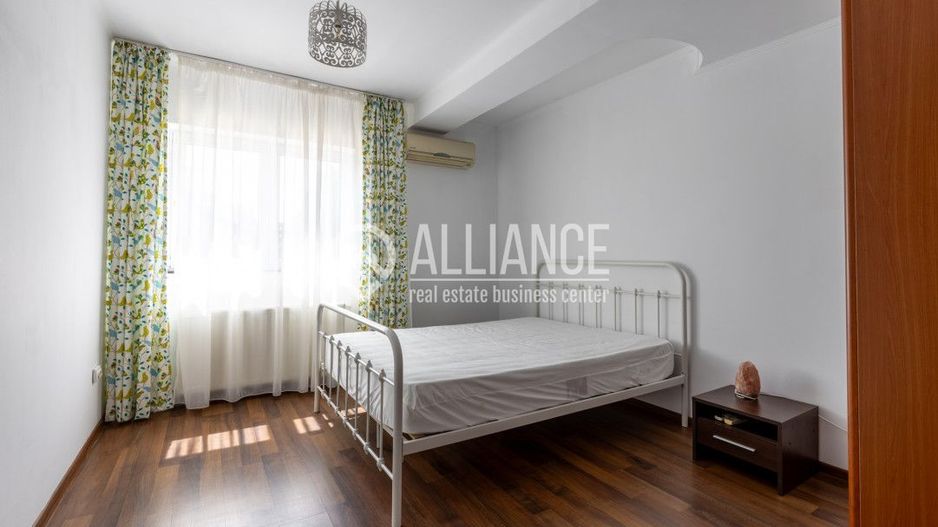 Mamaia Nord - Duplex 5 camere in Vila mobilat,utilat-Constanta - Poză 12