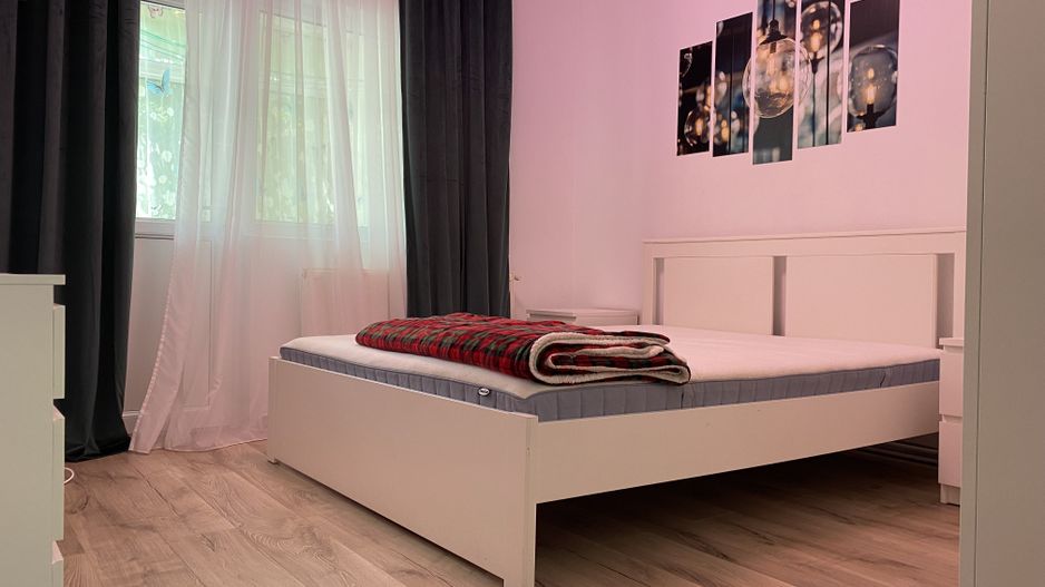 Etajul 1! VAnzare apartament cu 3 camere in Targoviste - micro 11 - Poză 3
