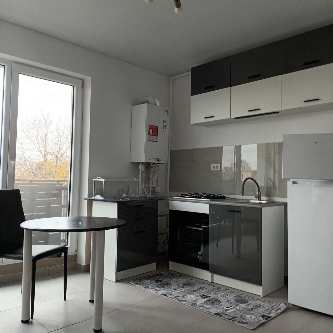 Inchiere ap 2 camere Apărătorii Patriei - Poză 1