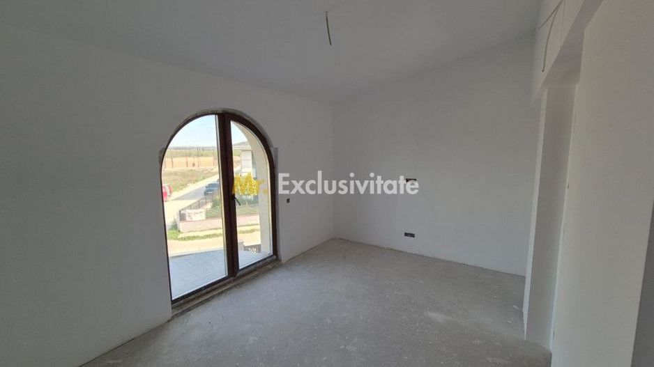 Casa visurilor la vanzare - Poză 34