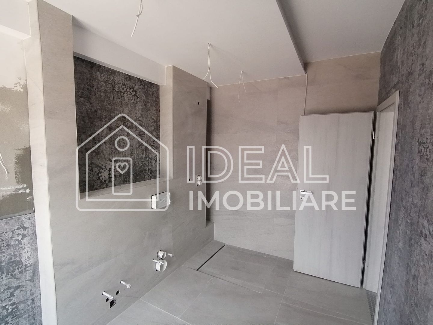 Casa  Exclusivista cu piscina si 1200 mp de teren, in Cisnadie - Poză 6