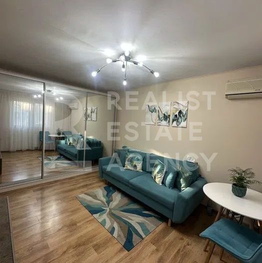 Vânzare, apartament cu 2 camere în zona Drumul Taberei - Poză 3