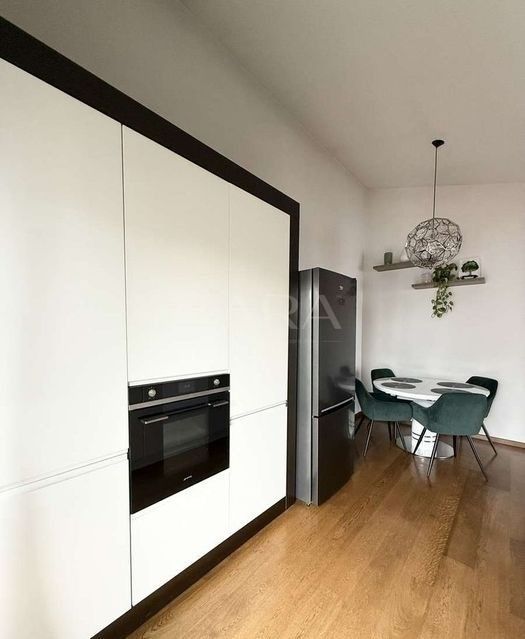 Apartament elegant singur pe nivel în zona The Office Cluj-Napoca. - Poză 5