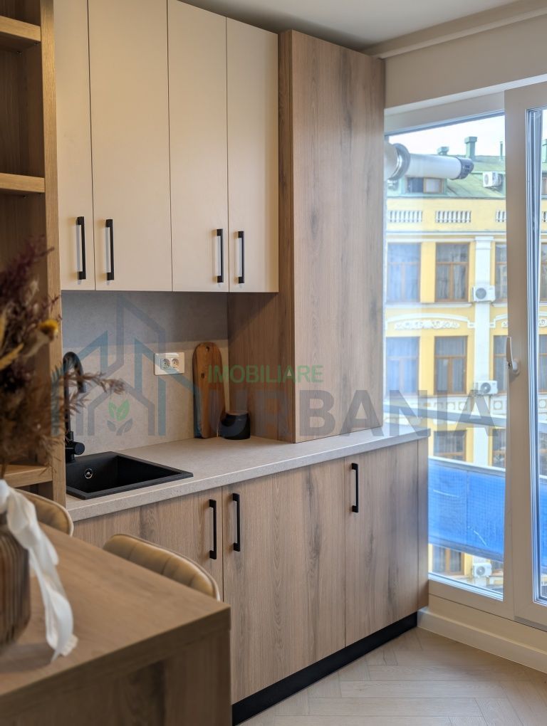 Apartament luxury 2 camere, prima închiriere, Piața Unirii – vedere pietonalul Lăpușneanu - Poză 3