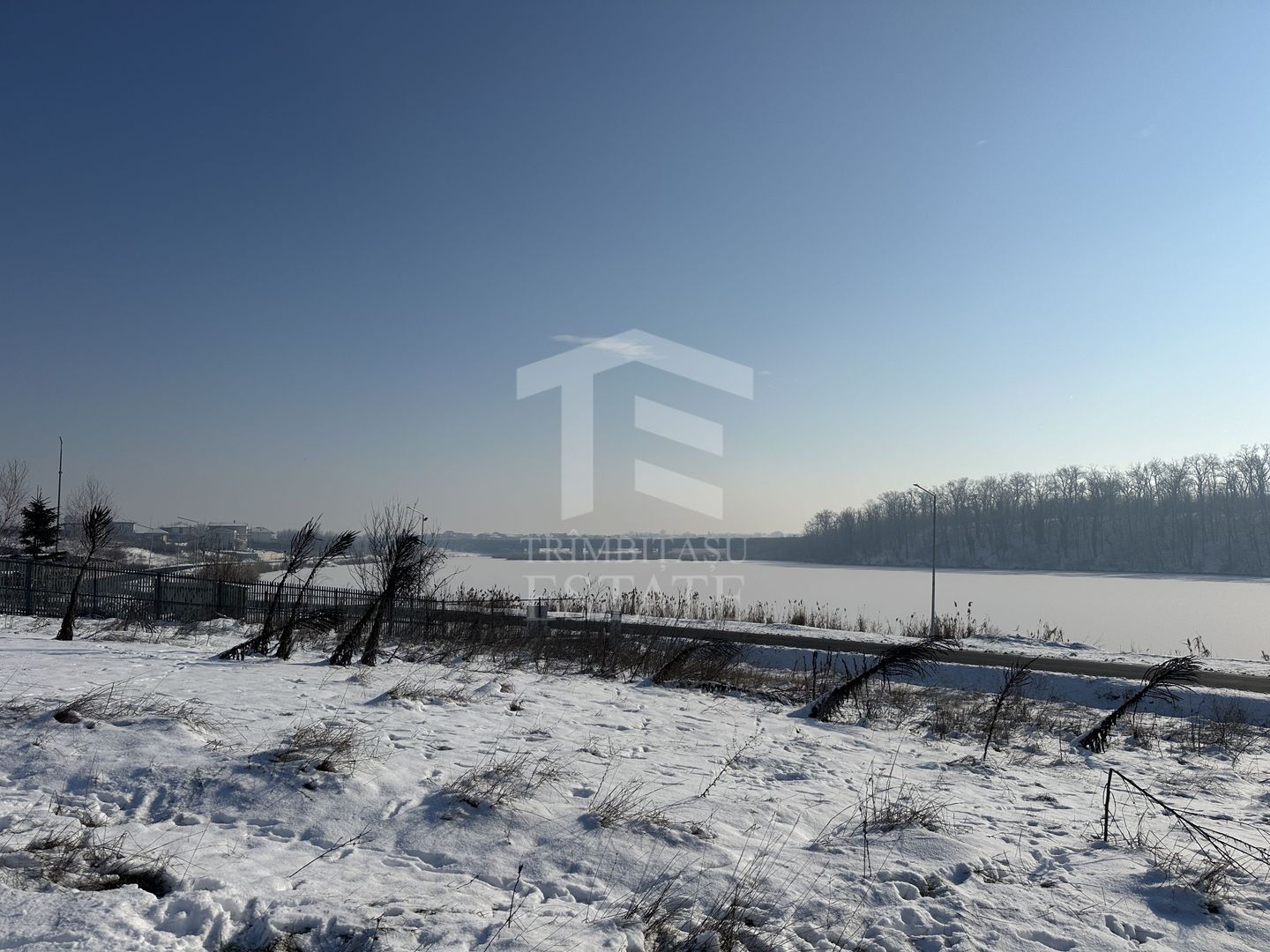 BRANESTI | Soarelui | Vedere lac | Toate utilitatile | 10 min Pallady - Poză 4