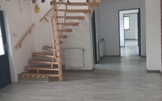 Vila Ds+P+1 (open space)_230 mp_renovat 2024_Buzești (P-ța Victoriei) - Poză 6