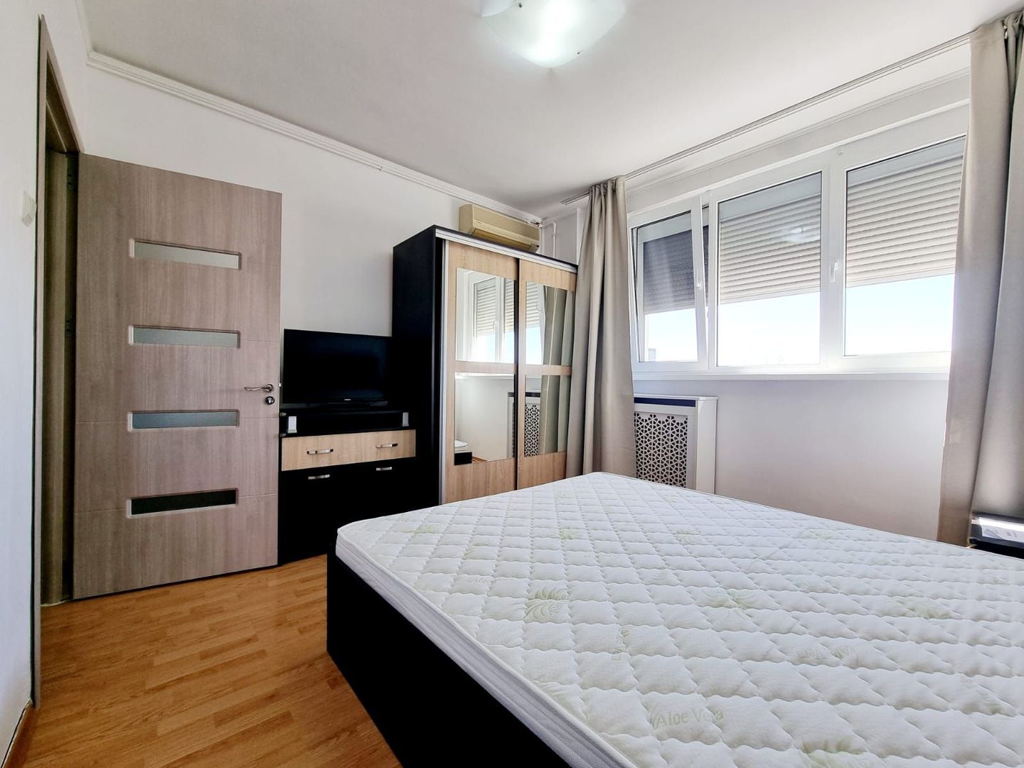 2 Camere Grivita 1Mai Metrou Mobilat Modern - Poză 7