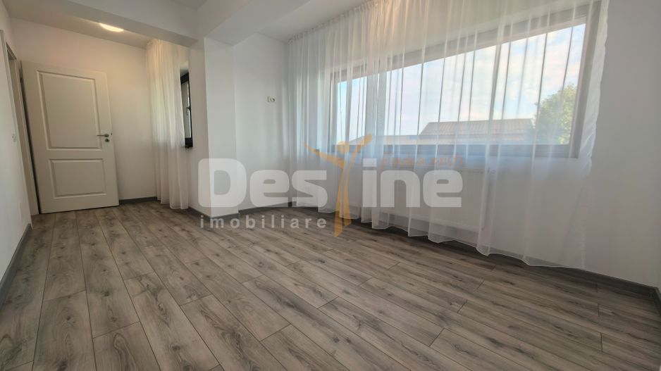 Vilă de închiriat cu 5 camere P+1 160 mp utili Copou - Poză 9