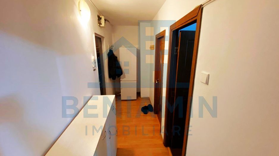 Apartament 3 camere Craiovita, etaj 3, teava de gaze - Poză 12