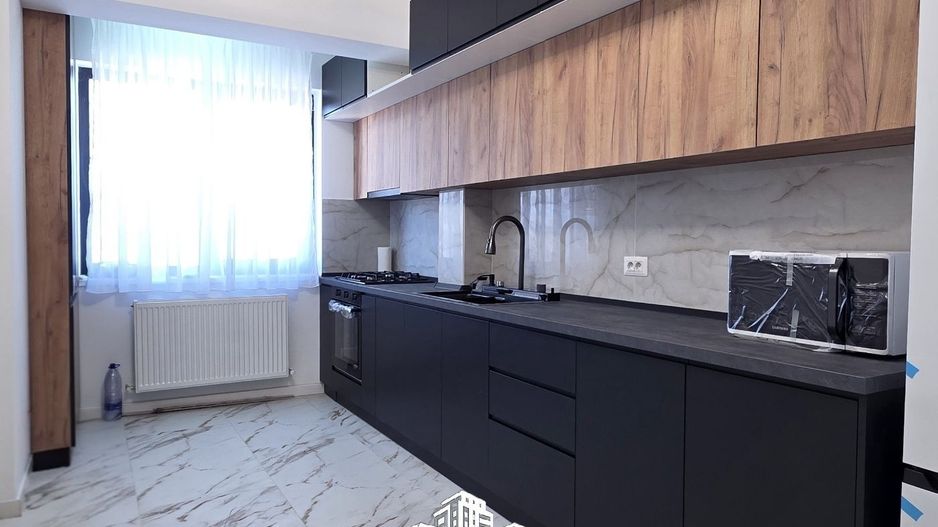 APARTAMENT cu 3 camere, mobilat și utilat, BLOC NOU, VASLUI - zona CARTIER; - Poză 4