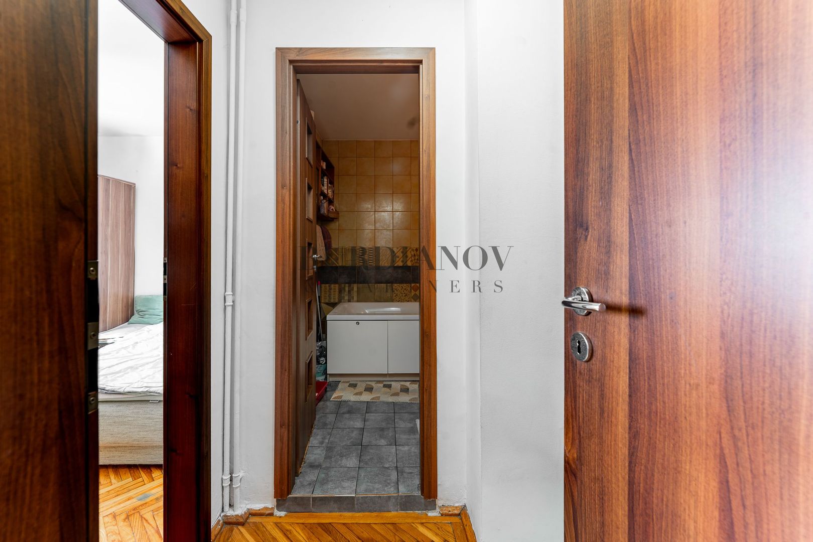 Apartament cu 3 camere - Șoseaua Berceni 21- Metrou Piața Sudului - Poză 13