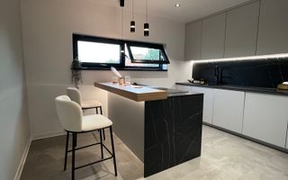 Casă modernă tip duplex, ideală pentru 2 familii – in loc. Strei - Poză 3