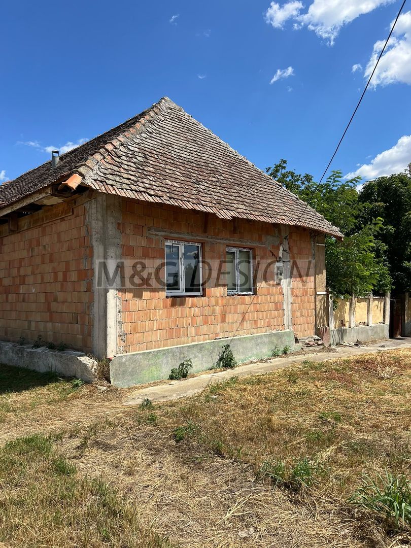 Casa cu teren 914mp loc Percosova - Poză 1