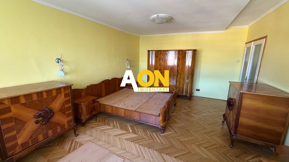 Apartament 4 Camere | Decomandat | Etaj  |  Cetate - Poză 11