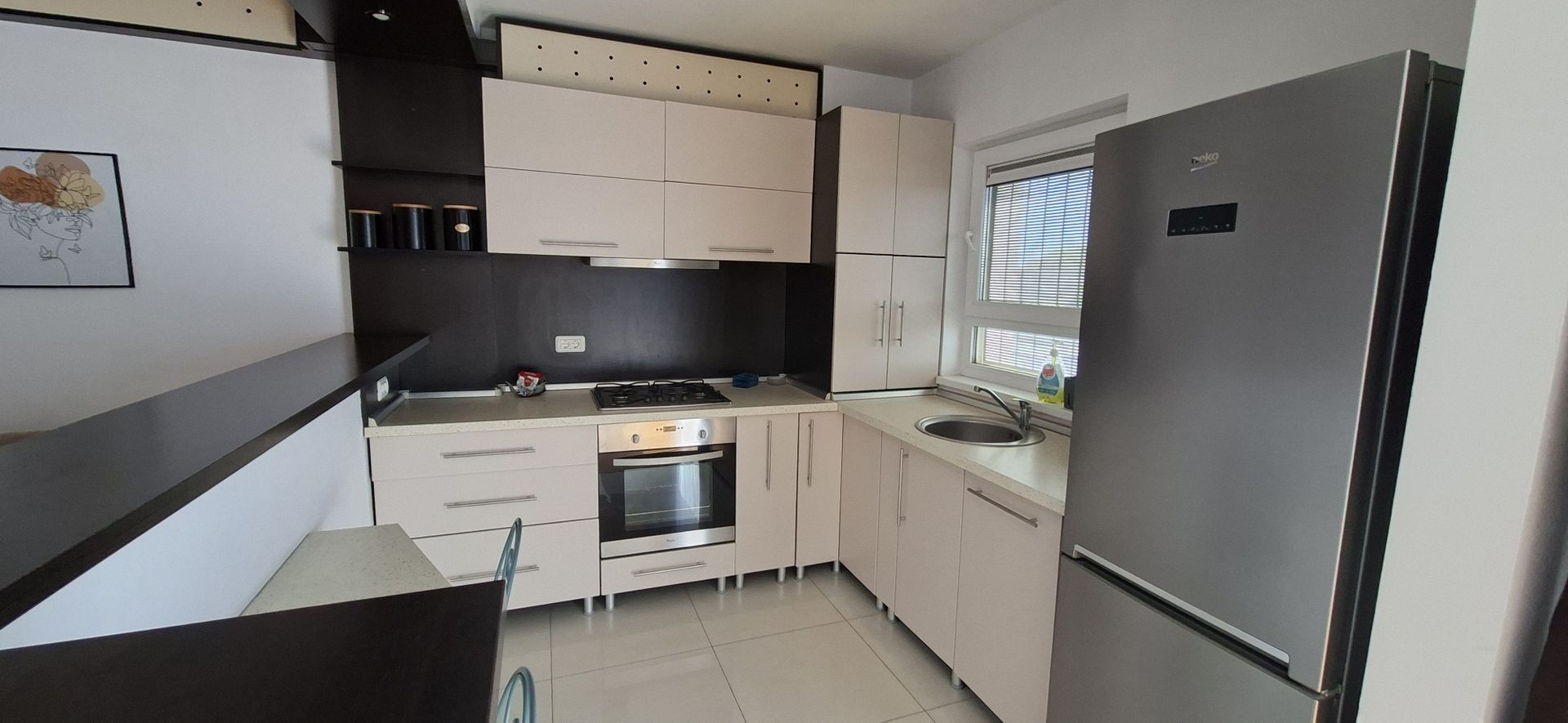 Apartament cu 2 camere si loc de parcare - Torontalului - Poză 9