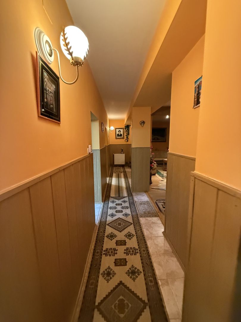 Vila S+P+1 140mp cu teren intravilan 510 mp - valea prahovei- Comarnic - Poză 9