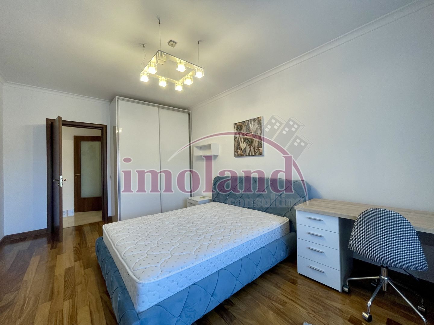 Inchiriere apartament 4 camere 155 mp + 25 mp terase, 2 parcări | Herastrau - Poză 18