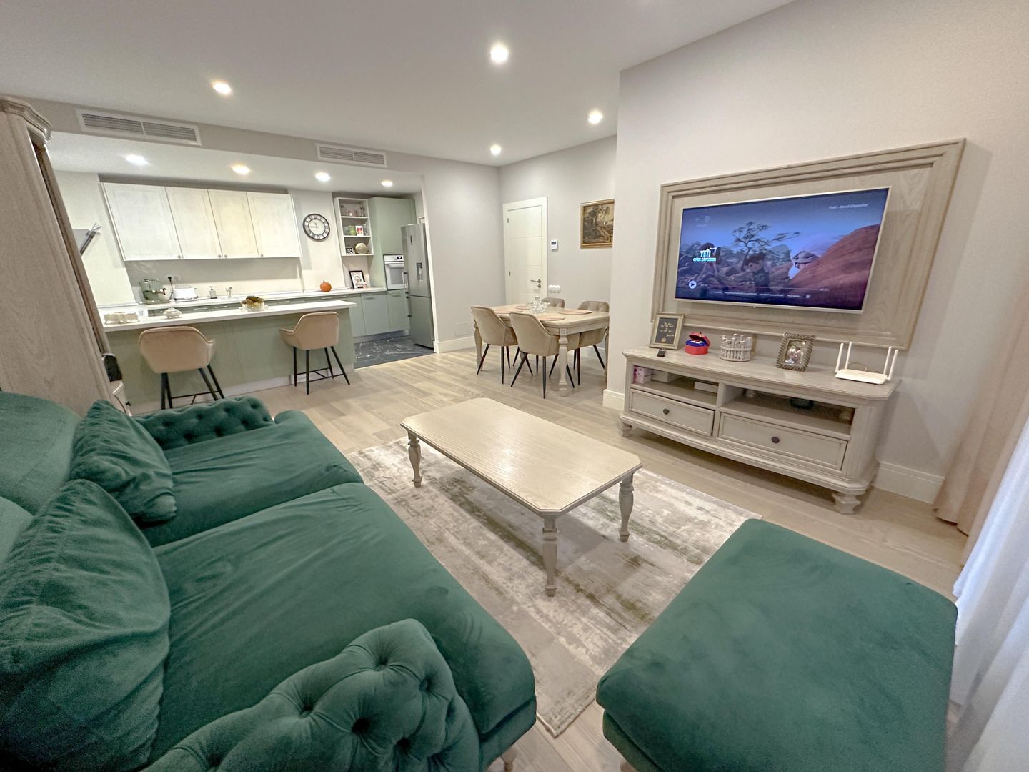 Apartament 3 Camere | Lux | Triana Pipera | Loc de parcare subteran - Poză 3