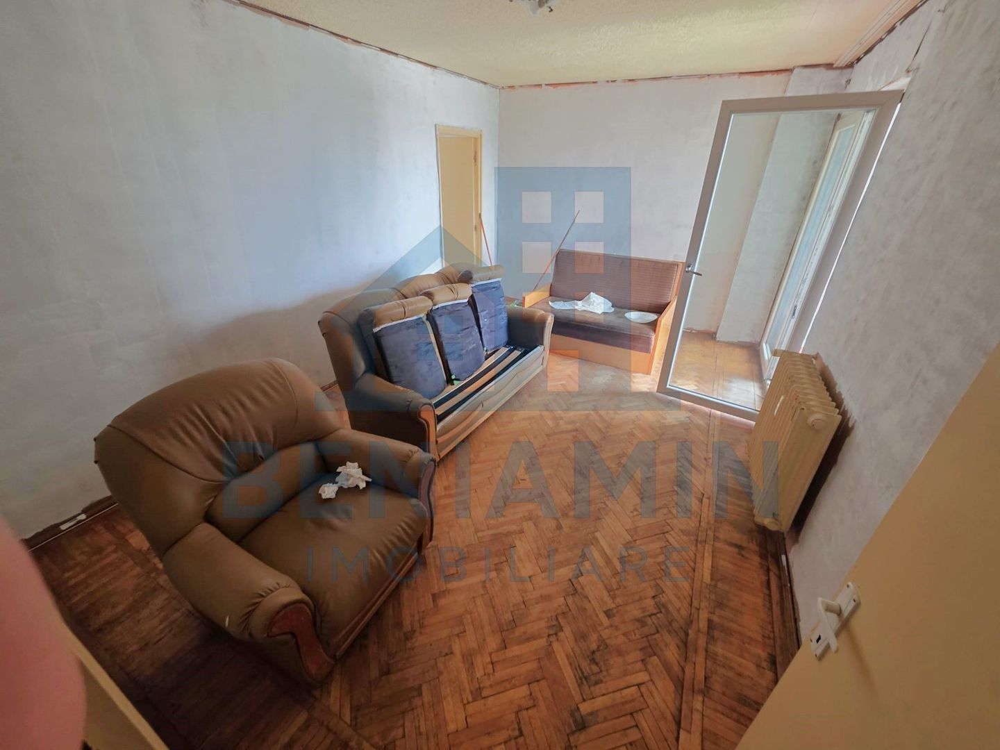 4 camere - 2 bai - 77 mp - investitie - Rotonda - Poză 7