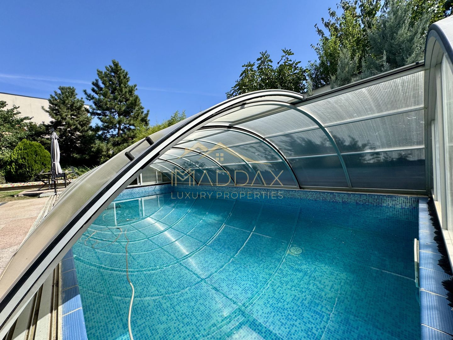 Vila cu 5 camere *344mp* + 800mp Teren // Zona Bucurestii Noi - Poză 53