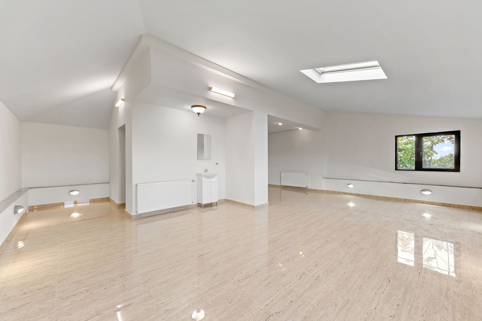 VANZARE Vilă PREMIUM cu 6 camere în zona Central, OTOPENI - Poză 33