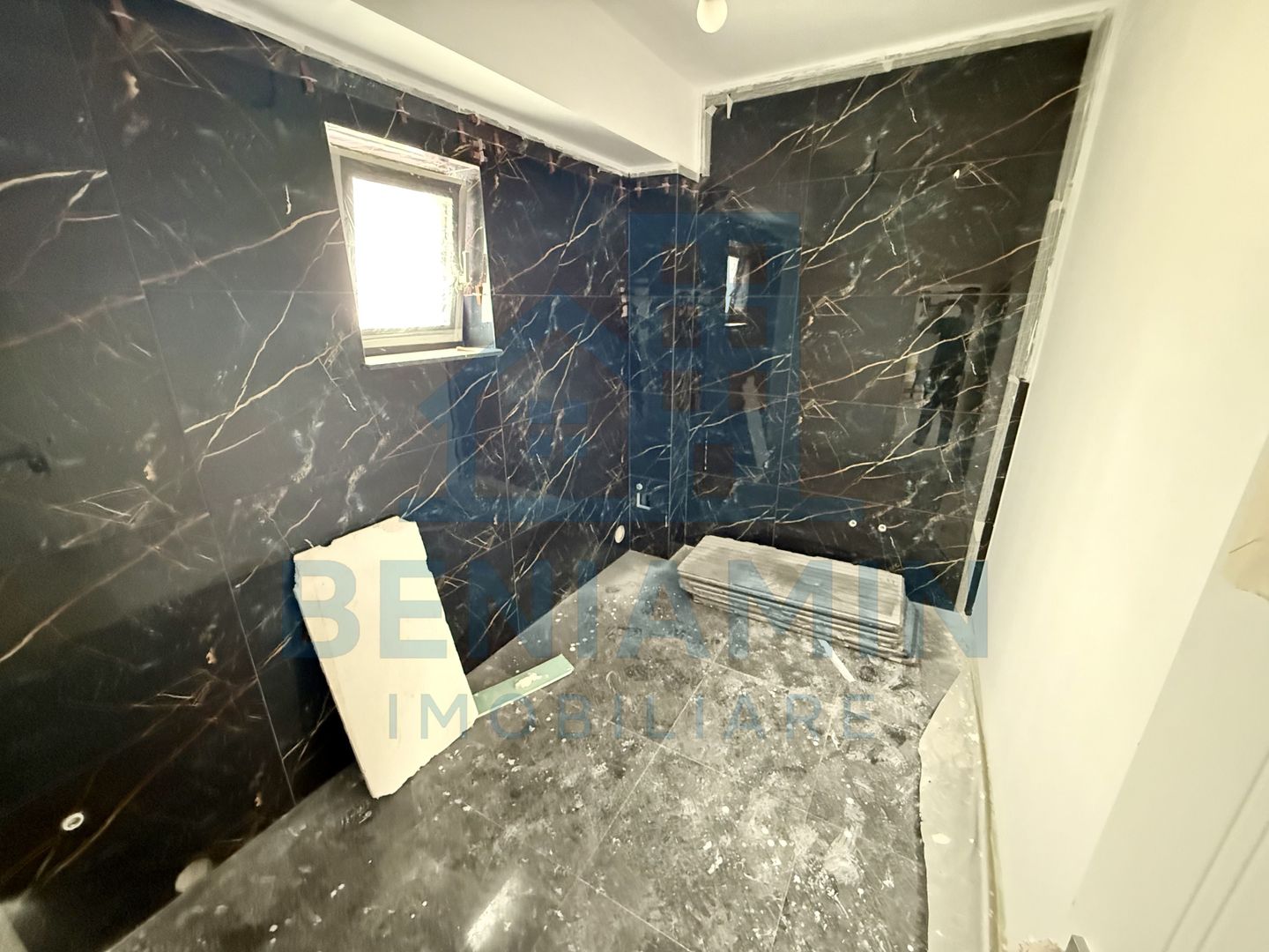 Vila Moderna-Hanul Doctorului-184mp-Finisaje Lux-La cheie-Teren 300mp - Poză 13