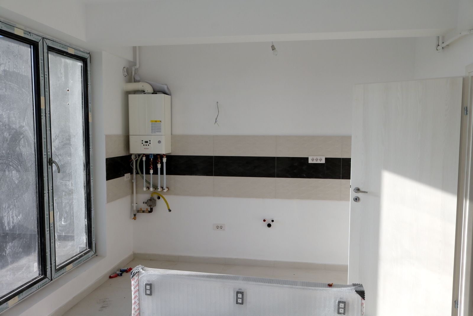 Apartament nou cu parcare - Poză 22